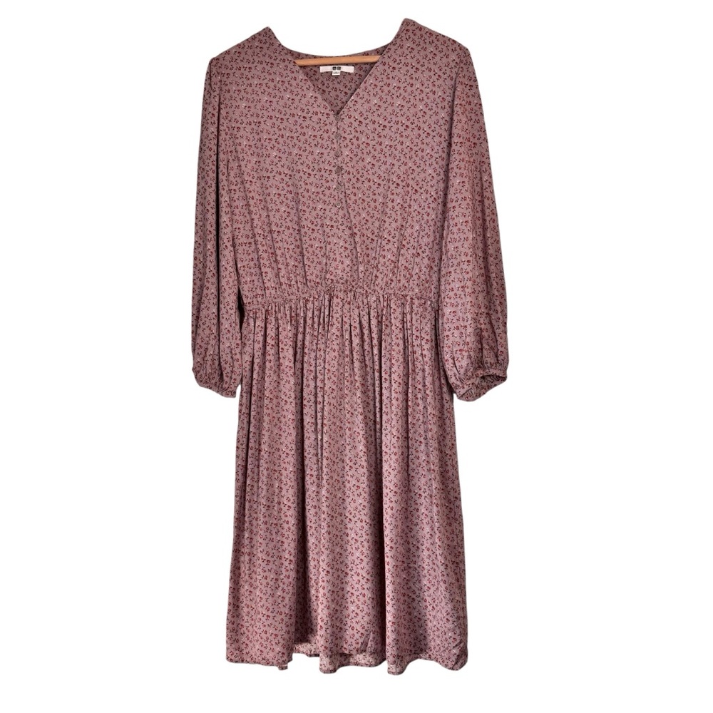 Uniqlo Floral Print 3/4 Sleeve Flare Dress Size Medium Mauve V-Neck Prairie